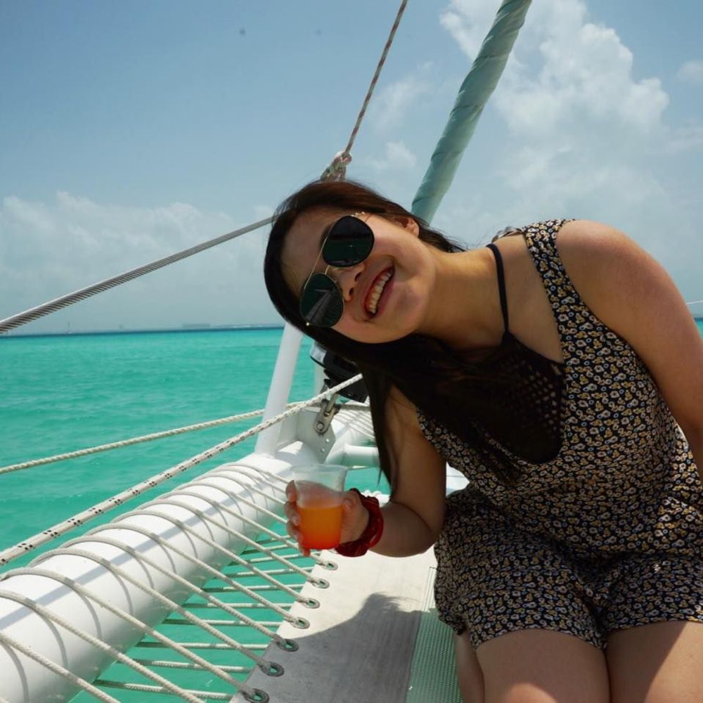 Meet your Posher, Kelly